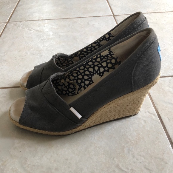 Toms Wedges - Picture 2 of 3